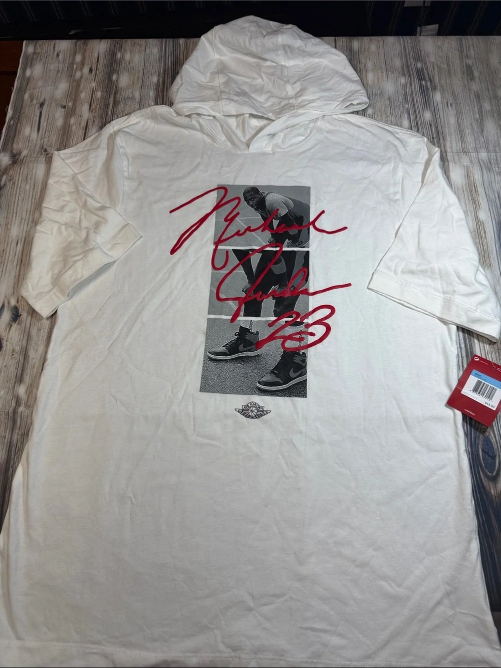 Jordan Men’s White Short-Sleeve Graphic Hoodie Shirt with Red Script size M